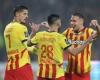 Lens gana en el último minuto al Nantes