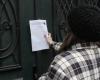 Estrasburgo. Los carteles del ayuntamiento pegados en la puerta de su casa exasperan a este residente de Schluthfeld