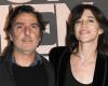 Charlotte Gainsbourg e Yvan Attal celebran cada uno a su manera el 22 cumpleaños de su hija Alice