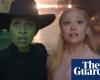 Mattel se disculpa después de que las muñecas de la película Wicked vincularan por error a un sitio web porno en el empaque | Cine