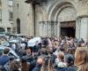 Rodaje en Saint-Péray: “protector” y “ángel de la guarda”, el homenaje a Nicolas durante su funeral