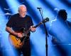 Mira a David Gilmour interpretar “Dark and Velvet Nights”