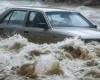 Su coche fue arrastrado por las inundaciones y corre el riesgo de ser despedido