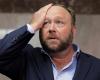 La publicación satírica “The Onion” compra InfoWars, el sitio de conspiración de Alex Jones