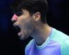 Alcaraz sufre un rotundo KO ante Zverev en las ATP Finals