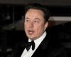 Elon Musk extiende su lucha legal al gigante del software