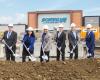 Cadillac Fairview construye una torre de 365 unidades en Carrefour Laval