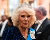 La reina Camilla usa la muy rara tiara de aguamarina de la reina Isabel II para honrar al cuerpo diplomático