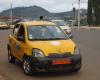 dos taxis quemados en Bamenda