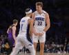 Franz Wagner del Magic hunde a los Lakers con un triple tardío