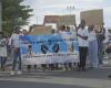 Una marcha blanca en las calles de Le Moule por Merick Mathoré, soldado guadalupeño asesinado en Besançon