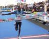 REPETICIÓN. Charles Muneria gana el maratón de La Rochelle 2024 en 02:11:53. Siga la 33ª edición por televisión y por Internet