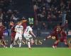 Octava victoria consecutiva, la Roma derrotada por 2-0 en el Olímpico