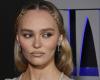 Lily Rose Depp en una relación, su novia víctima de críticas