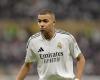 Mbappé aplasta a Cristiano Ronaldo, engaña al Madrid