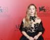 Sydney Sweeney besa a su prometido, sus fans lloran mal