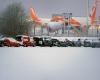 El aeropuerto John Lennon de Liverpool cierra su pista mientras la nieve cubre Merseyside