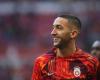 Al-Fateh obtiene un acuerdo verbal de Ziyech