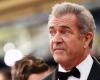 Mel Gibson dice que su casa se quemó pero sus gallinas están vivas