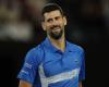 Novak Djokovic supera a Carlos Alcaraz en un emocionante partido de 4 sets para llegar a las semifinales del Abierto de Australia.